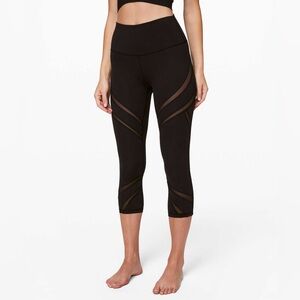 Women's Lululemon Black Mesh Panel Leggings